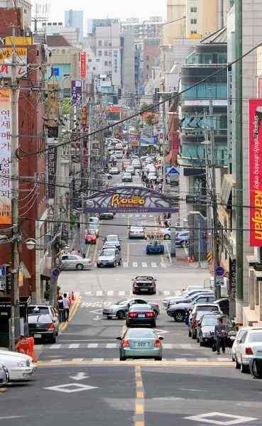 首尔整形一条街