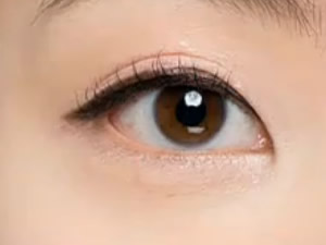 韩国专业彩妆化法 画眼线的技巧