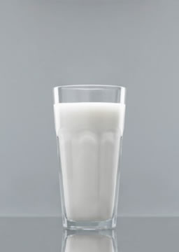 牛奶美白——使肤色白净均匀