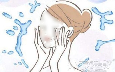 水光针有疏通毛孔堵塞的功效吗?对皮肤的危害后遗症是什么?