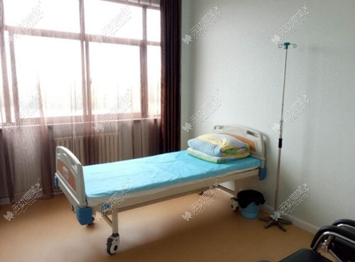 沧州丰胸哪家医院好?上排名的沧州京美和华美做假体/脂肪隆胸都好