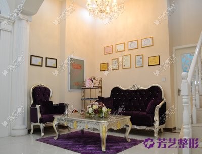 郑州芳艺整形美容医院www.51aimei.com 郑州芳艺整形美容医院www.51aimei.com