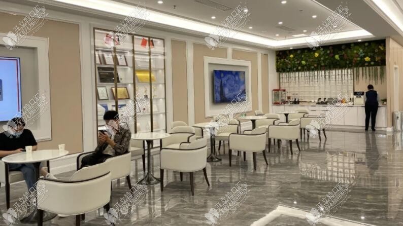 昆明柏德口腔南亚店