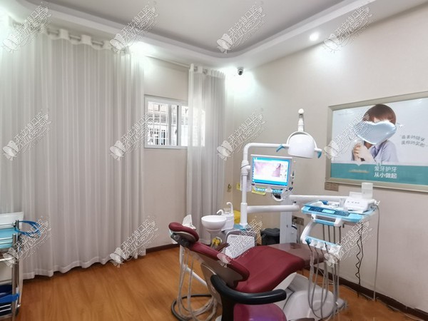 南充医大口腔门诊部 南充医大口腔门诊部
