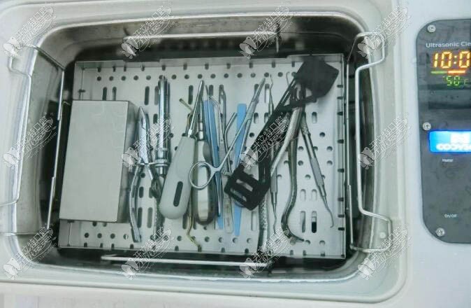 义乌德康口腔门诊部 义乌德康口腔门诊部