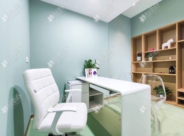 成都高新六月微笑口腔门诊部 成都高新六月微笑口腔门诊部