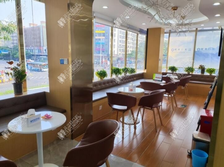 深圳欧雅口腔门诊部