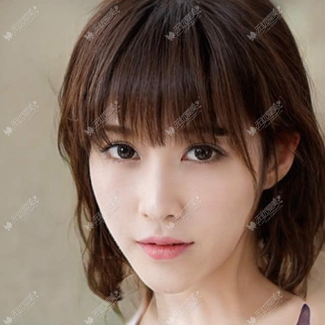 科学丰胸有方法 “大”而“美”才是性感