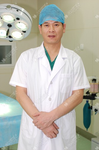 北京雅靓整形医院业务院长 万旭辉