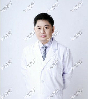 李信锋博士