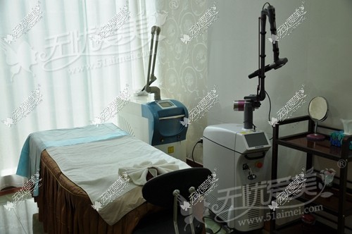 镭射祛斑仪和深层祛皱活肤仪