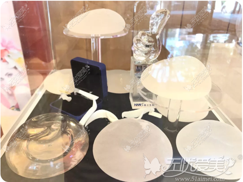 汕头华美整形假体材质展示台
